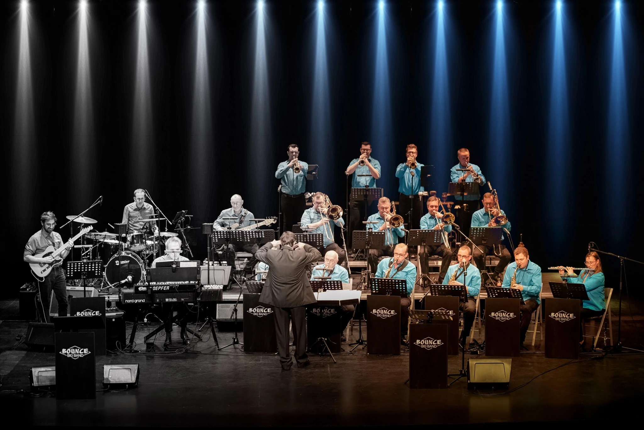 Bounce Big Band tijdens een optreden