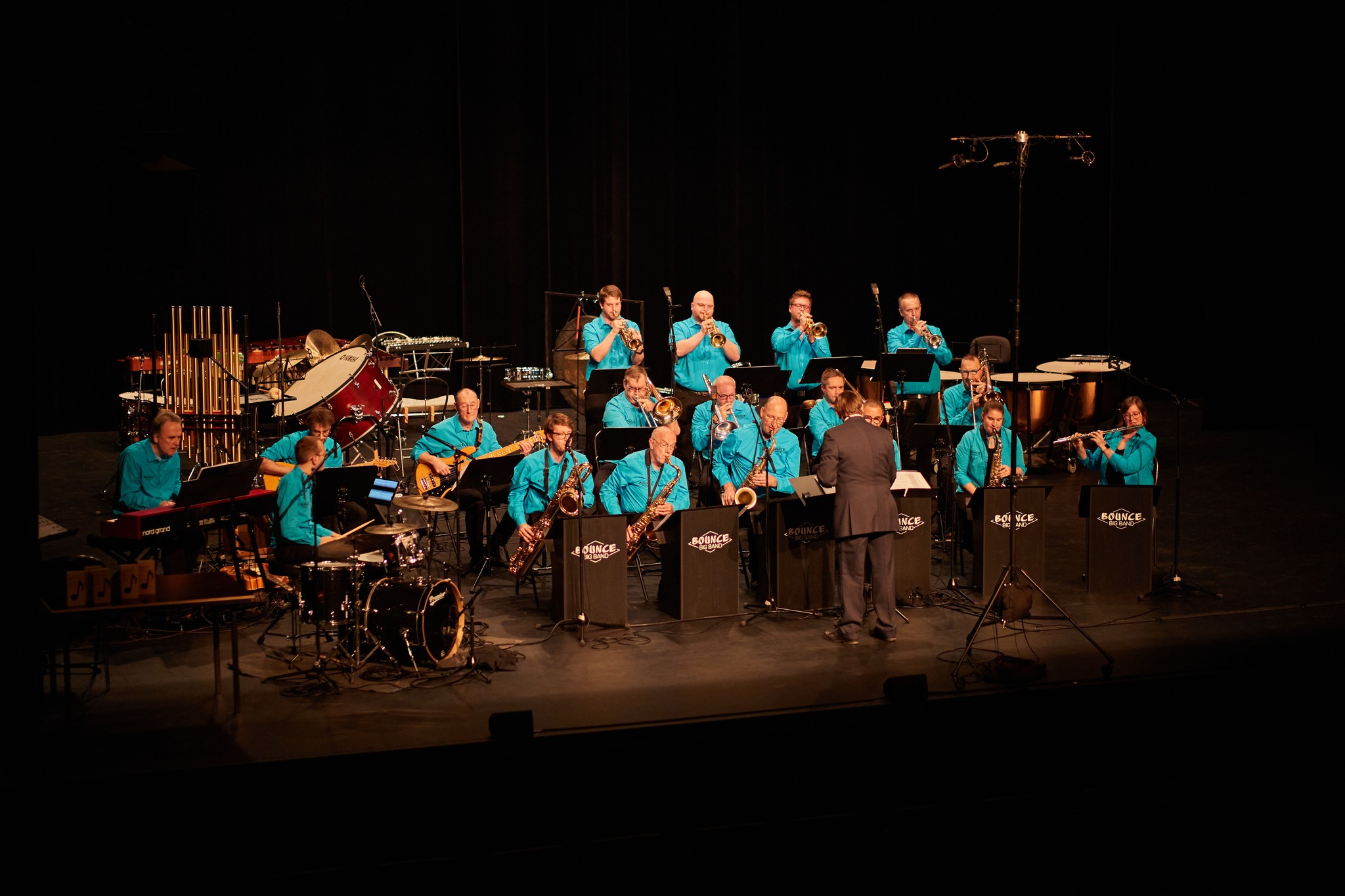 Bounce Big Band tijdens een optreden